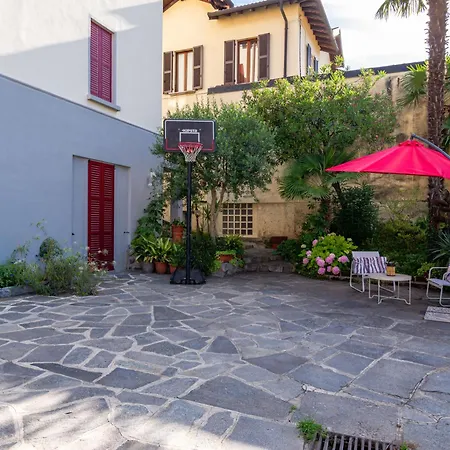 Regina 29 By Interhome Mezzegra