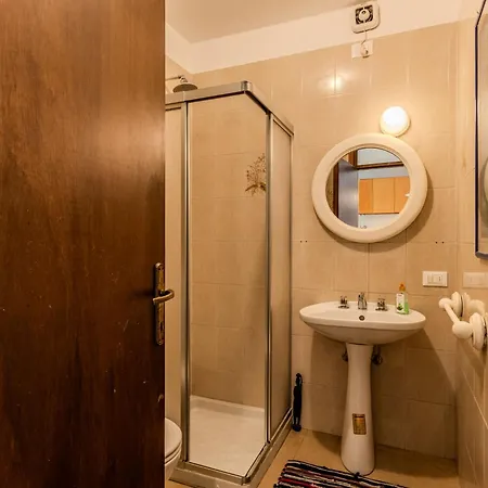 Regina 29 By Interhome *