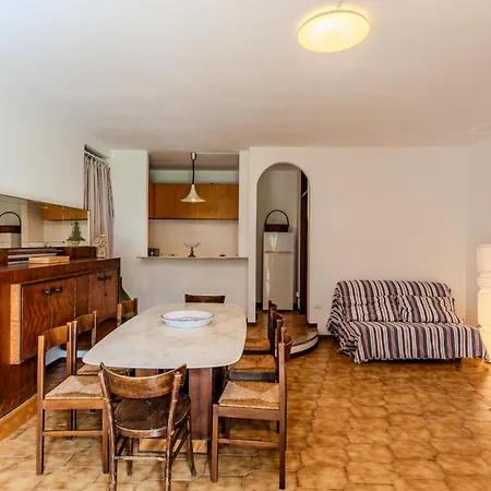 Regina 29 By Interhome Mezzegra
