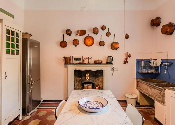 Regina 29 By Interhome Mezzegra