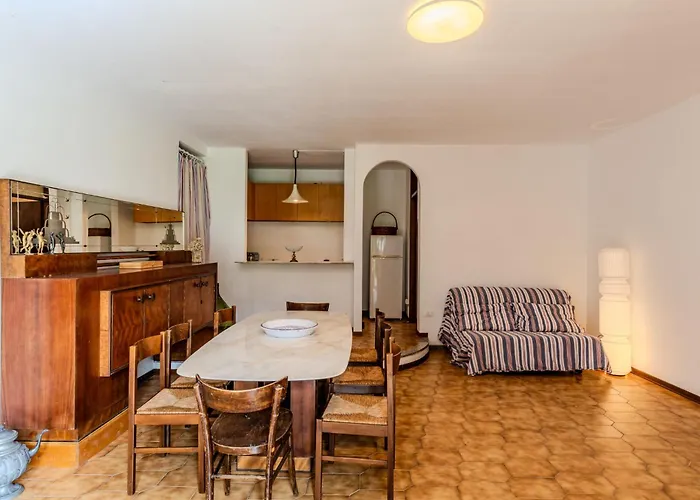 Regina 29 By Interhome Mezzegra