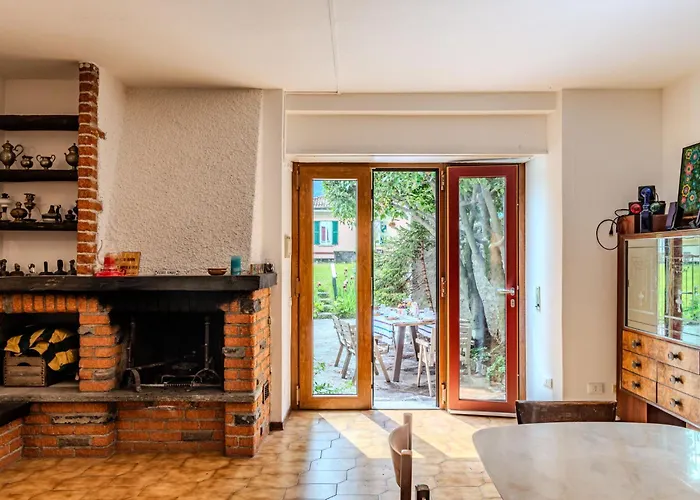 Regina 29 By Interhome *