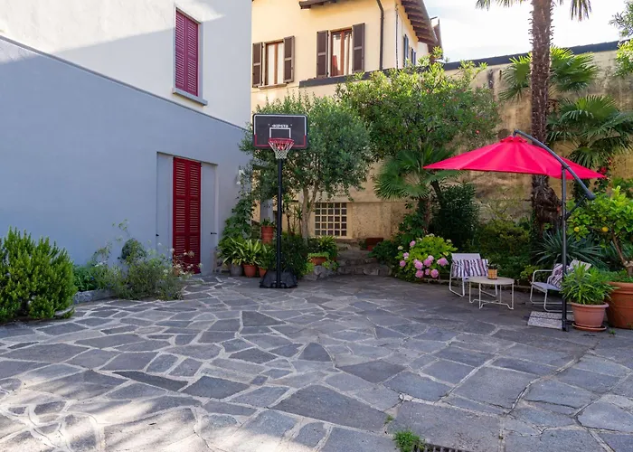 Regina 29 By Interhome Mezzegra